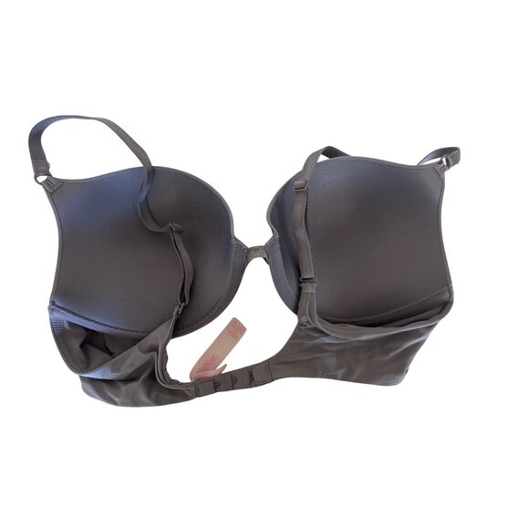 Victorias Secret Bundle of 2 Push-Up Bras - Picture 3 of 7